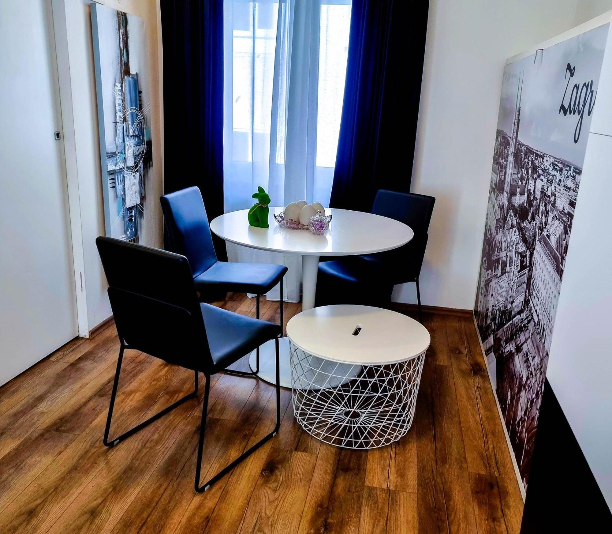 Octagon Main Square Apartment Zagreb Exterior photo