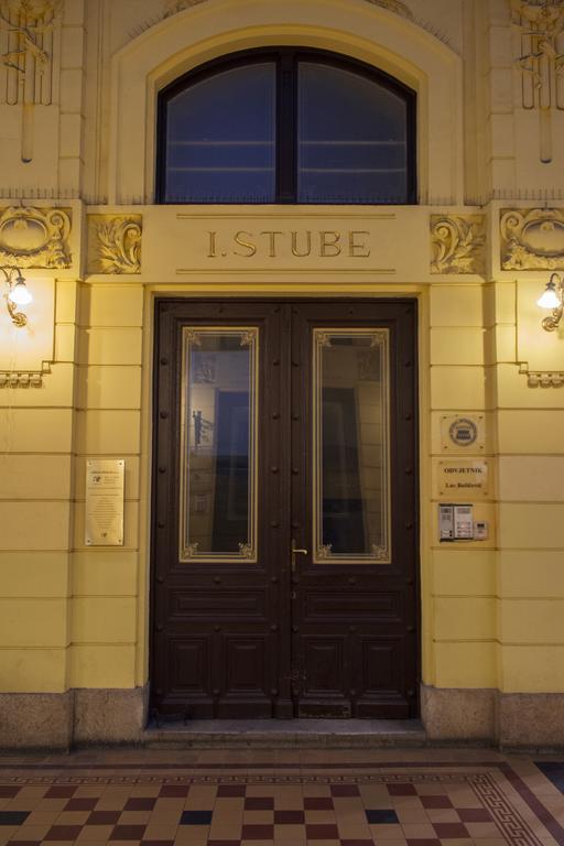 Octagon Main Square Apartment Zagreb Exterior photo